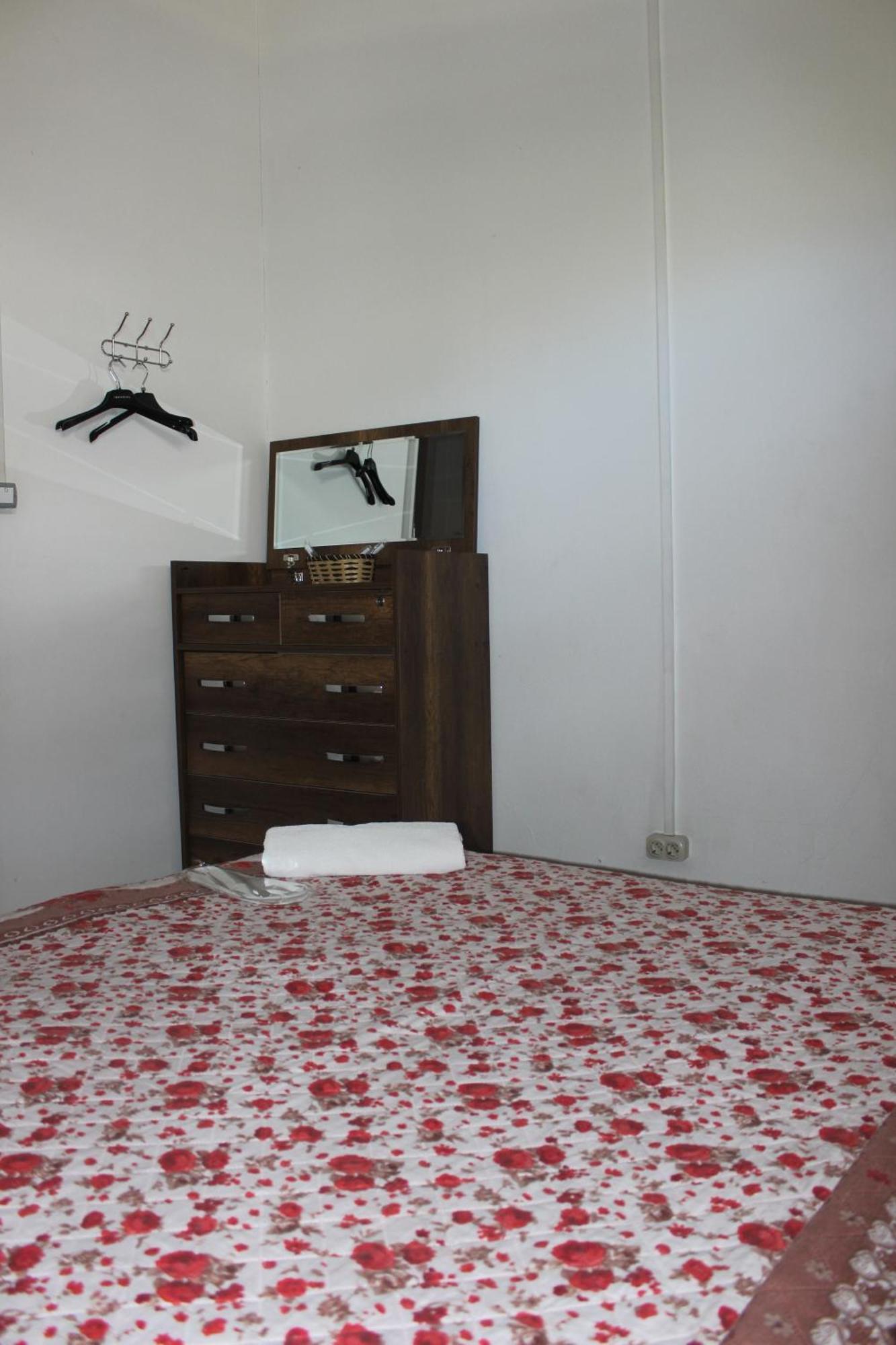 Hostel Near The Square Tbilisi ภายนอก รูปภาพ