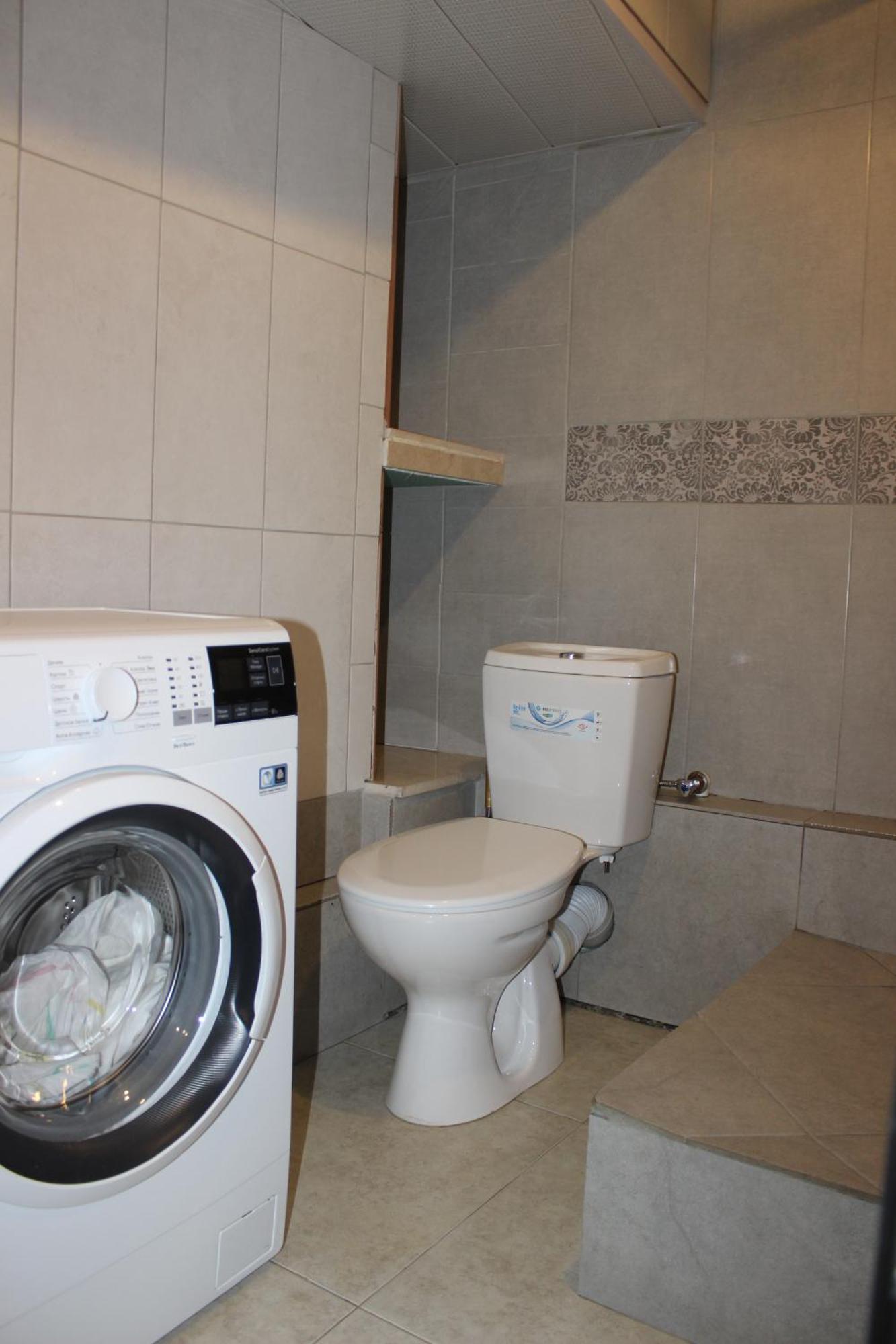 Hostel Near The Square Tbilisi ภายนอก รูปภาพ