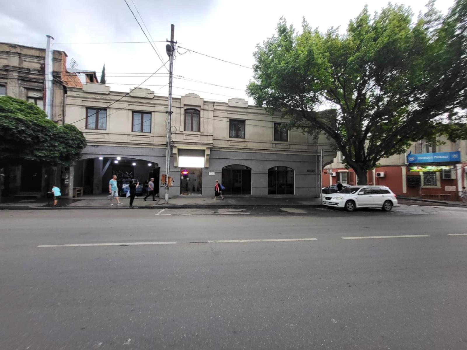 Hostel Near The Square Tbilisi ภายนอก รูปภาพ