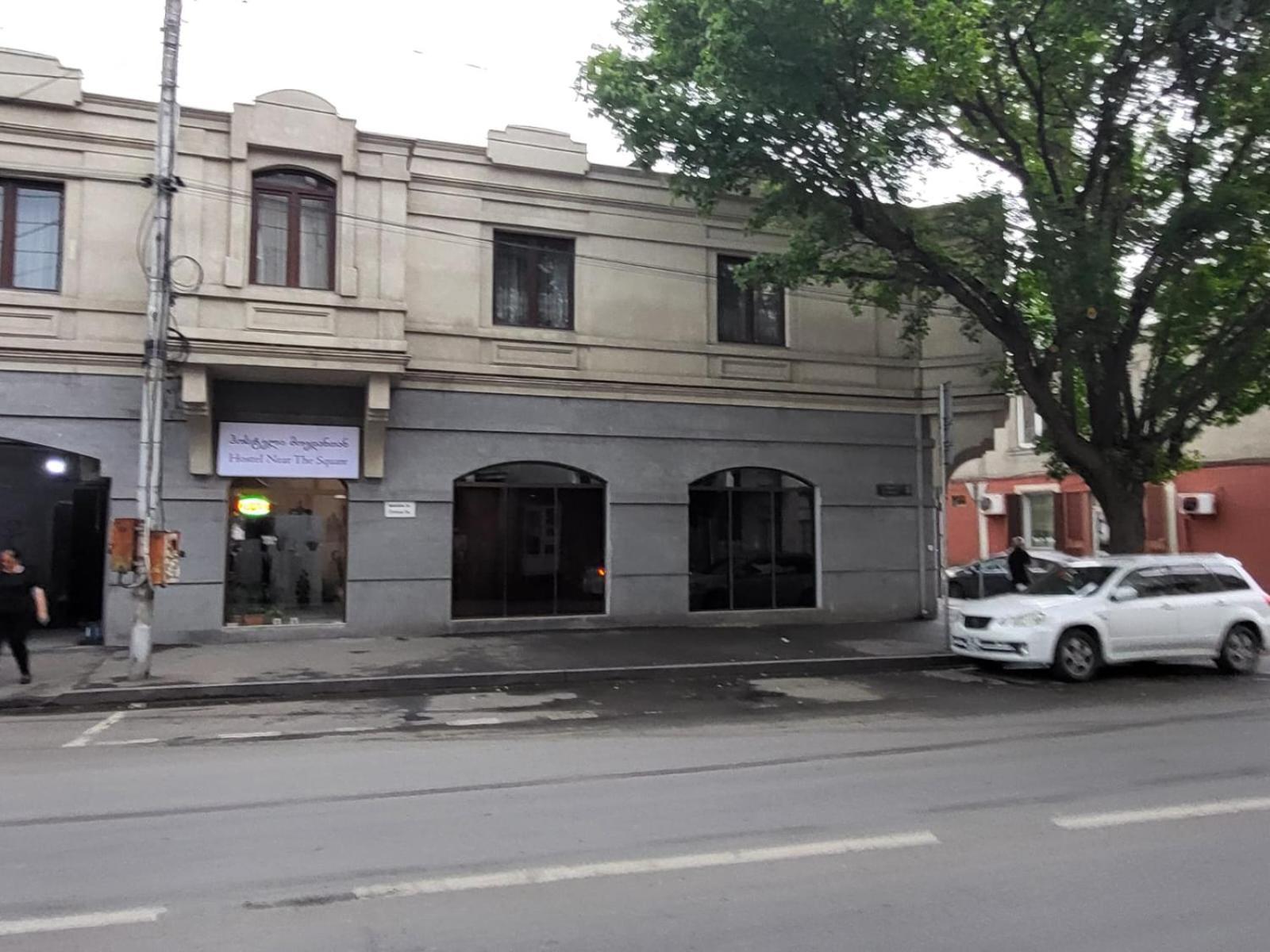 Hostel Near The Square Tbilisi ภายนอก รูปภาพ